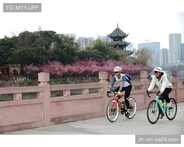 浙江宁波“春日骑遇,好运桃花”桃花岛骑行挑战赛,骑友享受春日美景 浙江宁波“春日骑遇,好运桃花”桃花岛骑行挑战赛,骑友享受春日美景